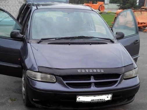 Дефлектор капота (мухобойка) CHRYSLER Voyager III с 1995-2001 г.в. (Крайслер Вояджер) Вип Тюнинг